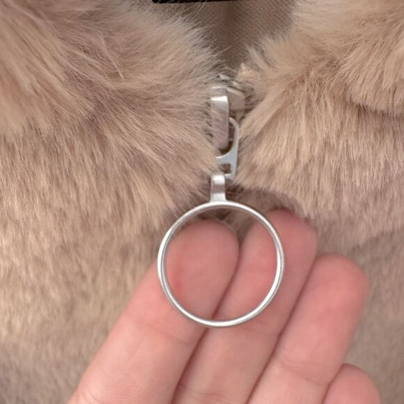 Forever 21 Cozy Light Brown Faux Fur Teddy Bear Zip Up Hooded Bomber Jacket Sz M - Picture 3 of 10